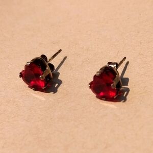 Levin & Meyer  Red Heart Stud Sterling Silver